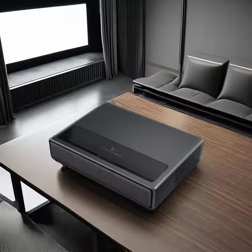 最新の会社ニュース FLYIN M1 プロジェクターが発売されました 4K超ショート・スロー,小さなスペースでも 300インチ巨大なスクリーン映画体験を楽しむことができます